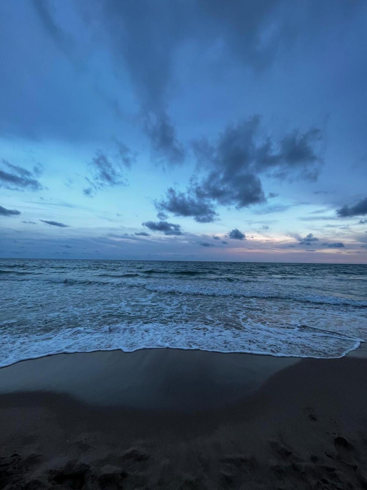 Acogedor Y Amplio Apartamento Familiar A Pie De Playa Калафелл Экстерьер фото