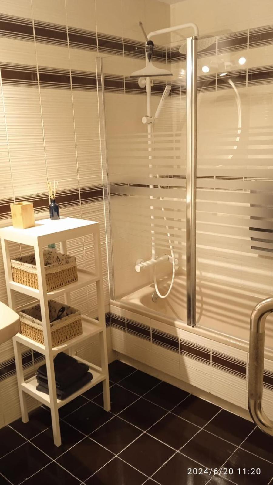 Acogedor Y Amplio Apartamento Familiar A Pie De Playa Калафелл Экстерьер фото