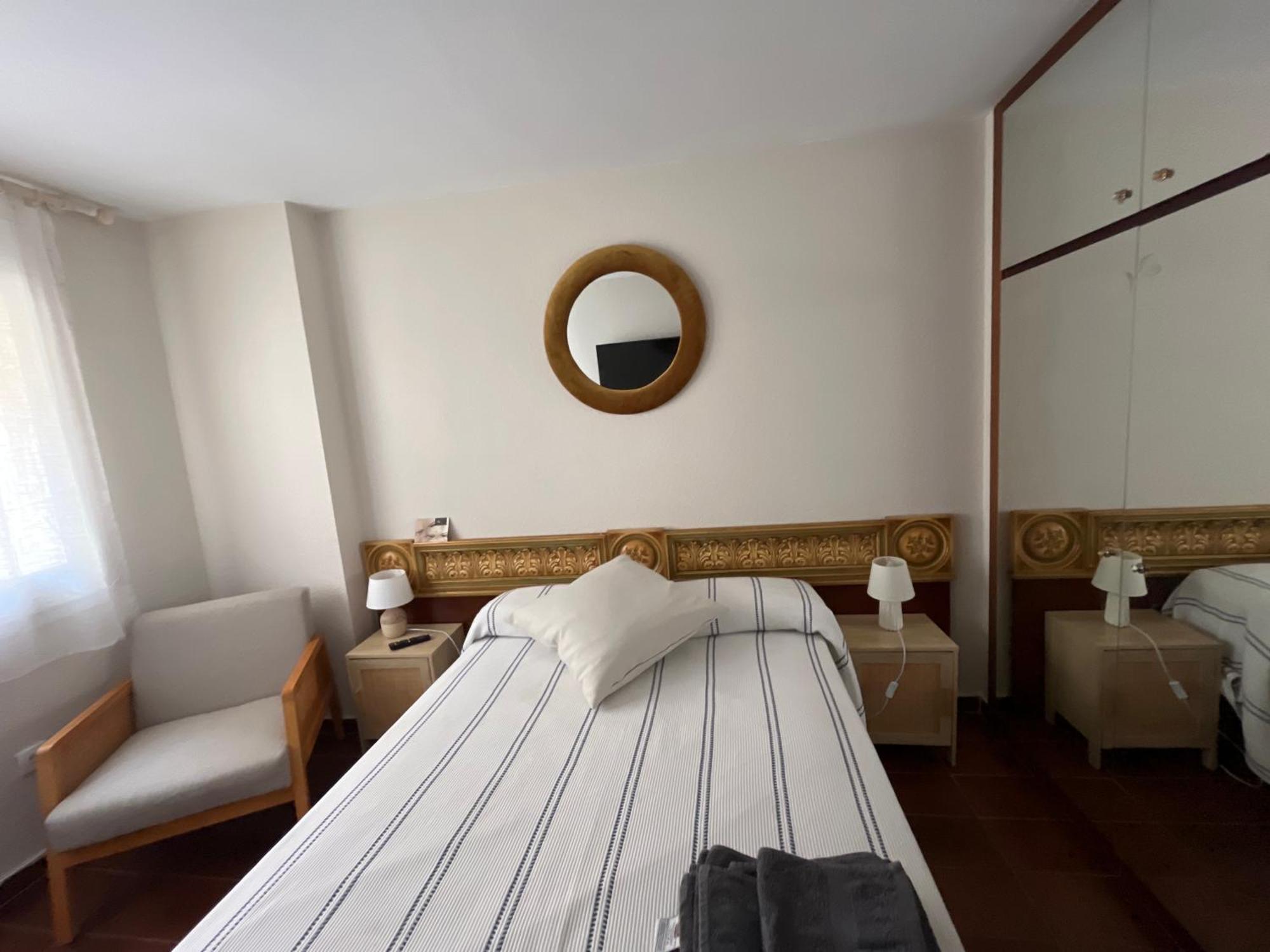 Acogedor Y Amplio Apartamento Familiar A Pie De Playa Калафелл Экстерьер фото