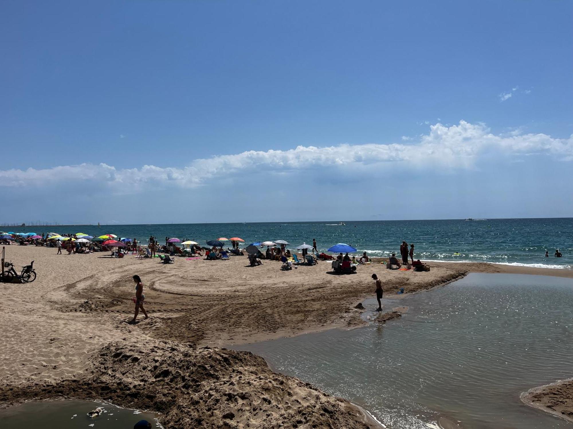 Acogedor Y Amplio Apartamento Familiar A Pie De Playa Калафелл Экстерьер фото