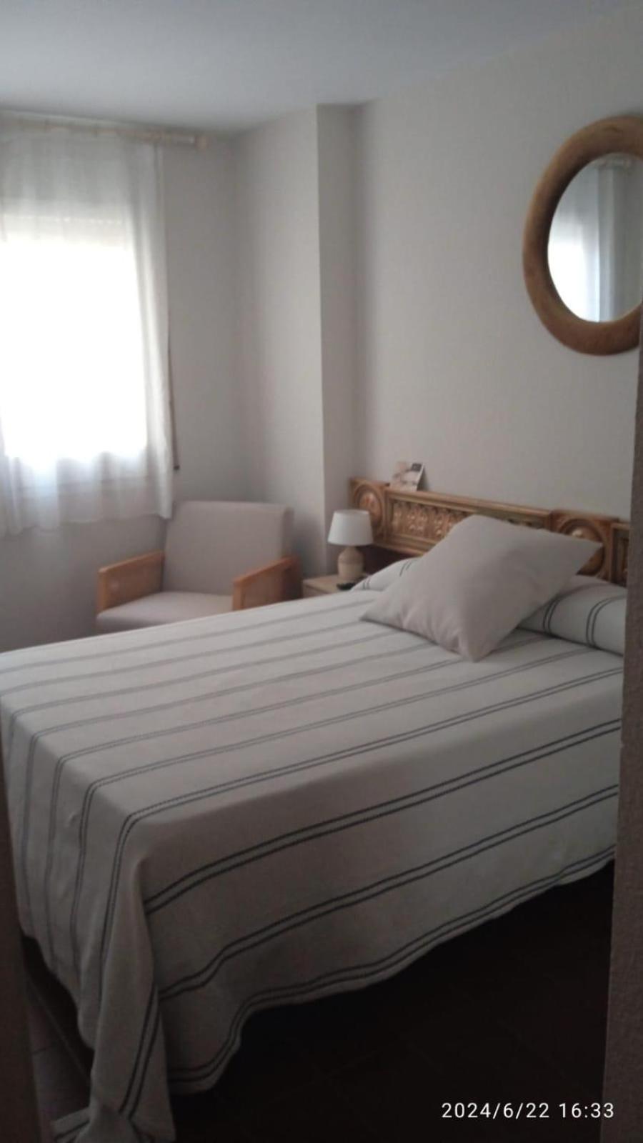 Acogedor Y Amplio Apartamento Familiar A Pie De Playa Калафелл Экстерьер фото
